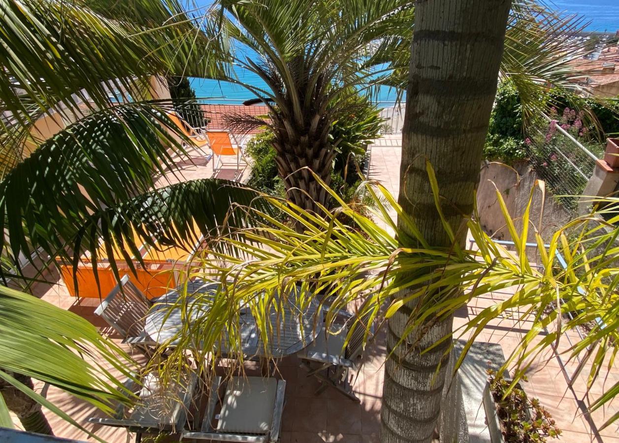 Villa L'Ensoleillee Vue Panoramique Mer, 250 M De La Plage Et Du Centre Ville Мантон Екстер'єр фото